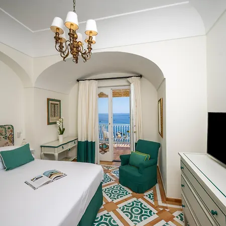 Buca Di Bacco Позитано