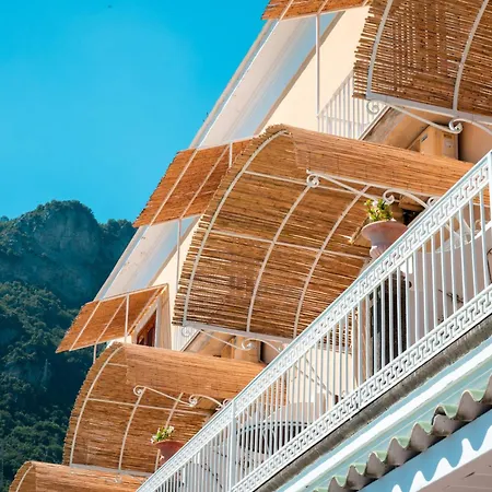 Hotel Buca Di Bacco 4*