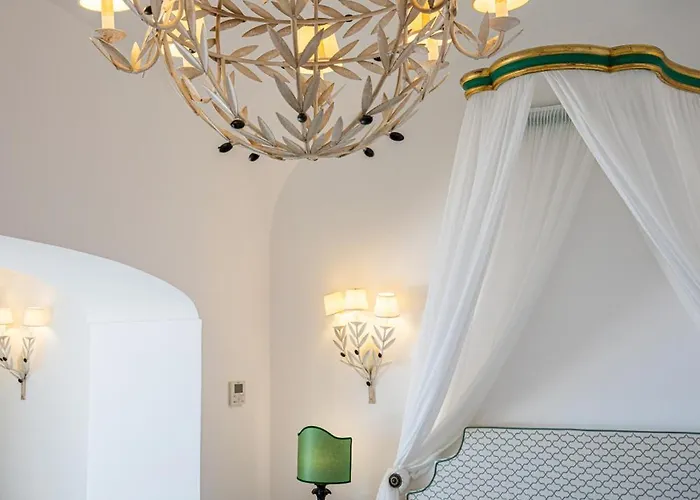 Buca Di Bacco Позитано