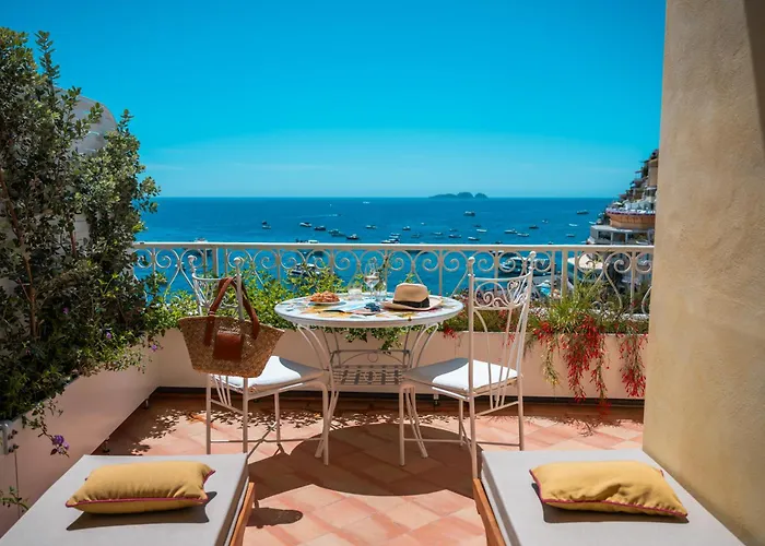 Отель Buca Di Bacco 4*