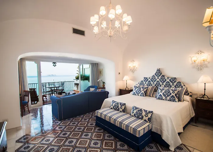 Buca Di Bacco 4* Позитано