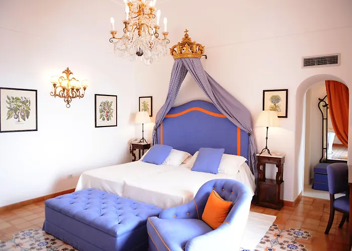 Отель Buca Di Bacco 4*