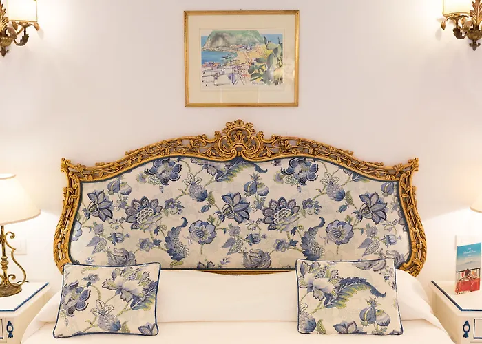 Buca Di Bacco Отель 4*