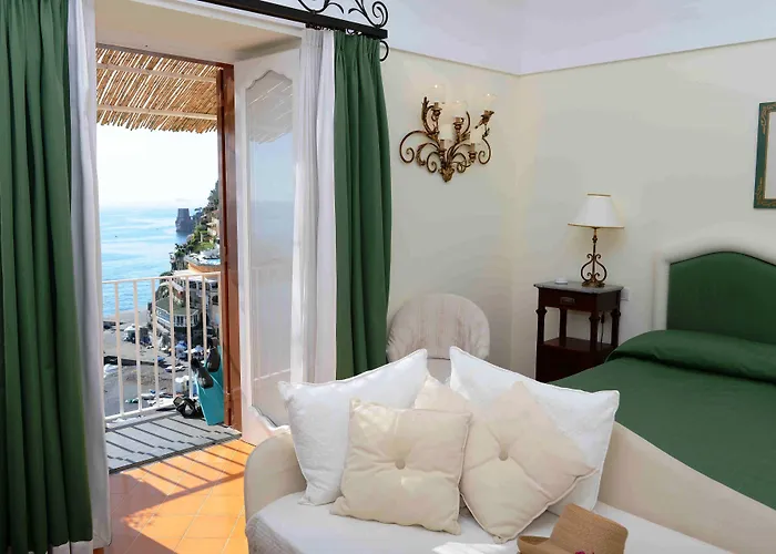 Отель Buca Di Bacco