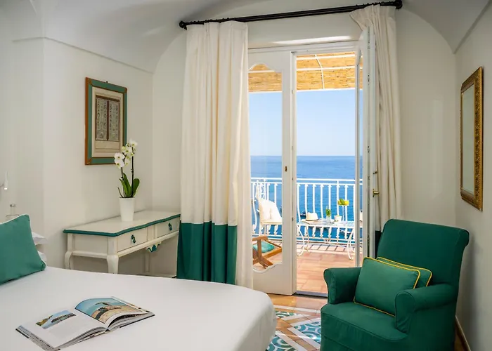 Отель Buca Di Bacco Позитано