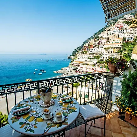 Buca Di Bacco Hotel 4*