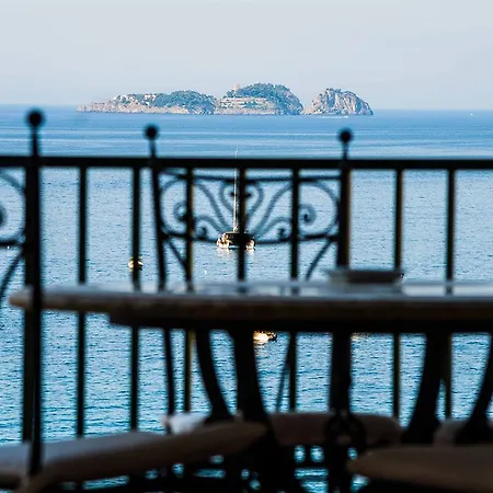 Hotel Buca Di Bacco