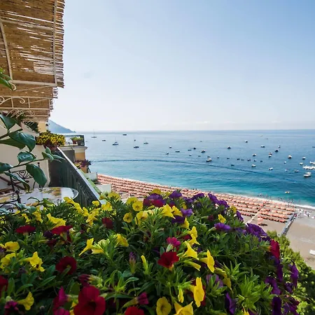 Buca Di Bacco Hotel